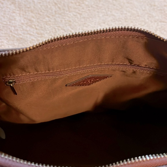 Fossil Crossbody Handbag - Picture 5 of 7